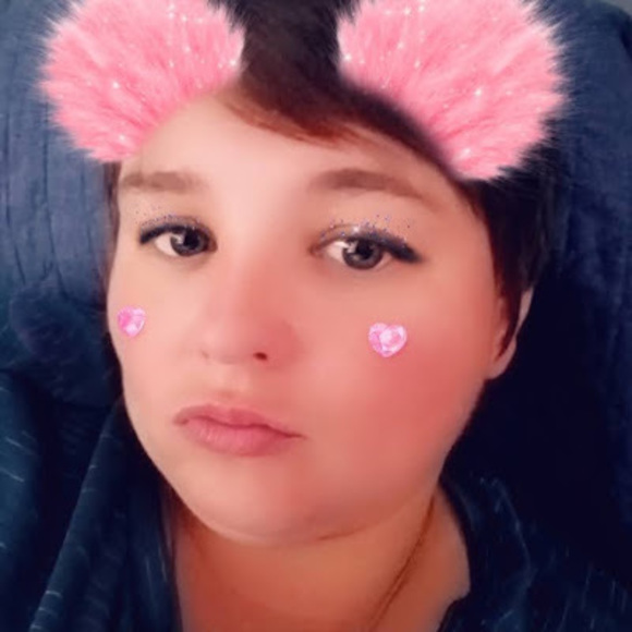 Meet your Posher, Mandy - Picture 1 of 1